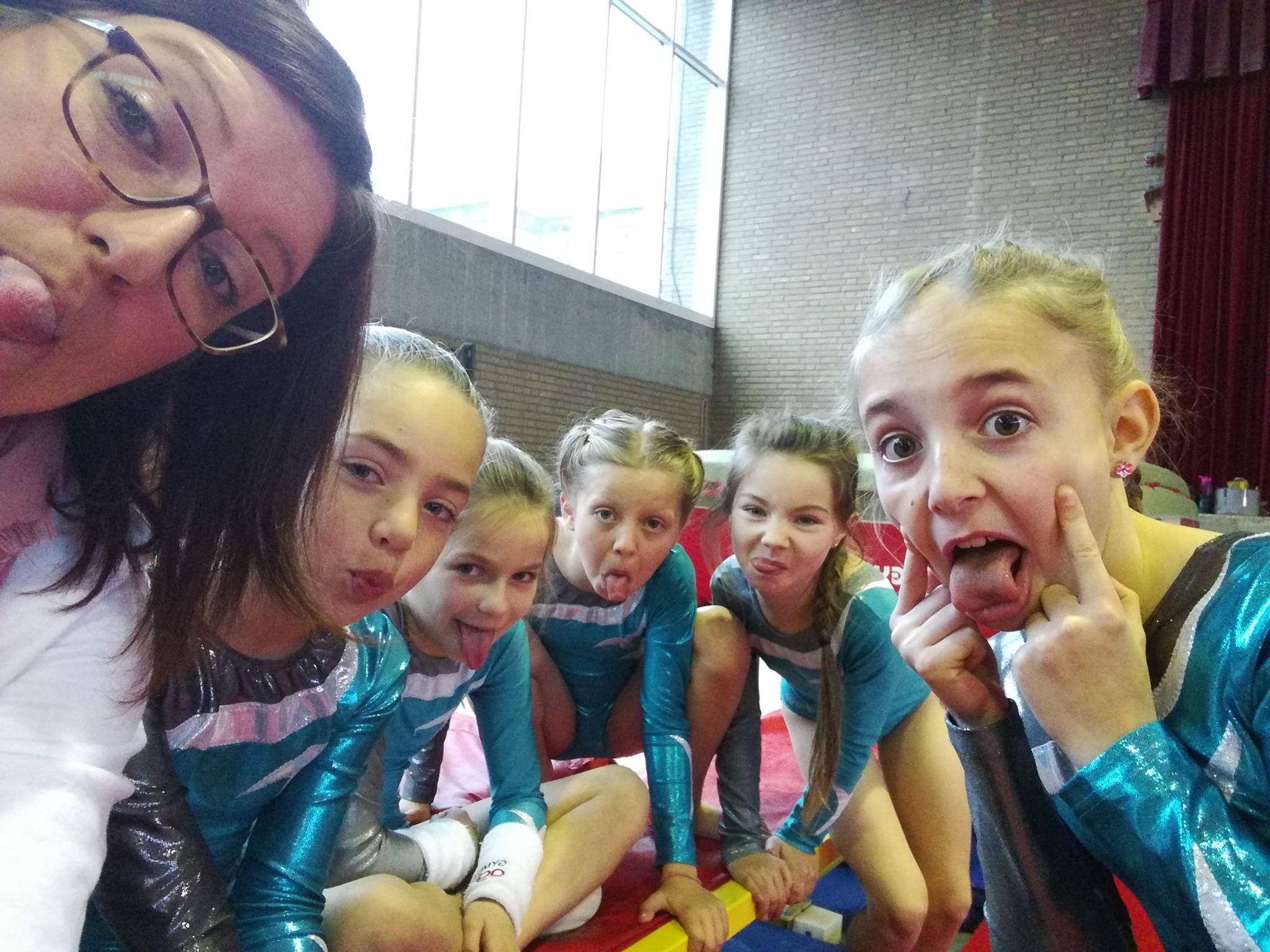 47396697_210790586480961_195668092846604288_n